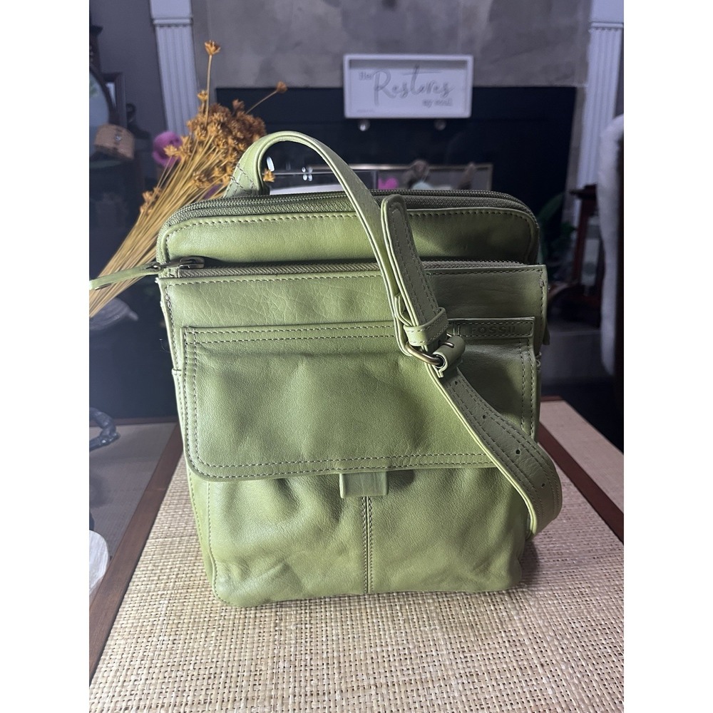 Fossil‎ Avocado Lime Green  Leather Crossbody Bag Organizer Pockets